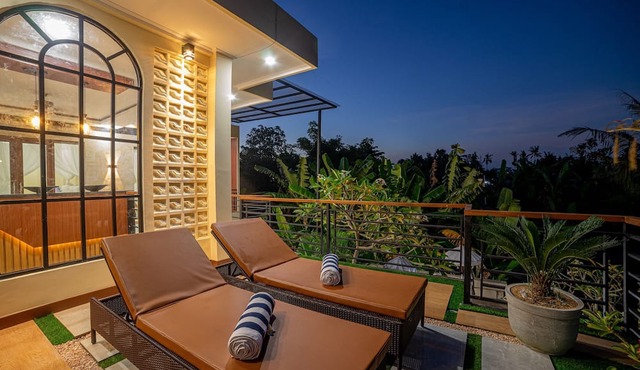 Bulan Adi Villa By Reccoma