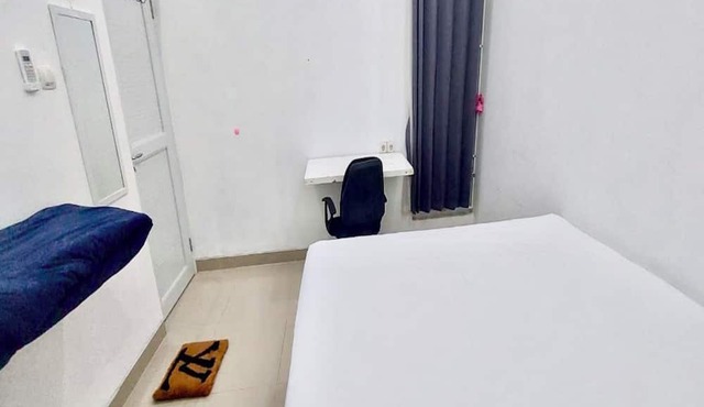 Hotel O Kost Pak Dahlan Near Modern Estate