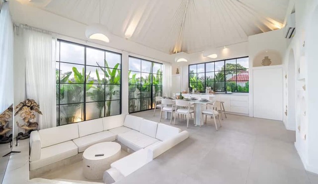 White Shell Villa 1