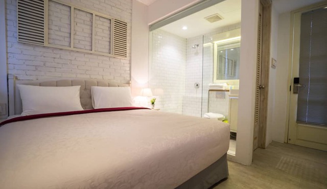 Summerbird - Bed and Brasserie in Bandung