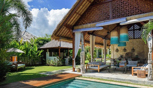 A heaven of serenity in the heart of Bingin -4bdrs