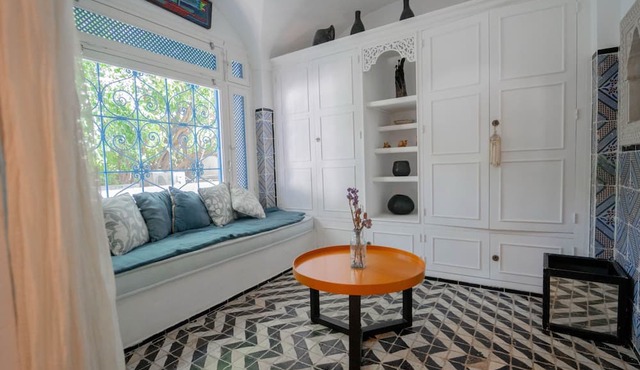 Dar Marsa Cubes | 5-Suite Serviced Villa · Chef & Housekeeper · La Marsa
