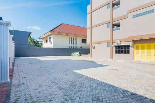 RedDoorz Plus near Taman Budaya Samarinda