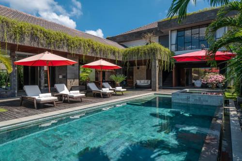 Villa Nishiki - Tropical 5BR Luxe Villa with 20m Pool, Gym & Karaoke