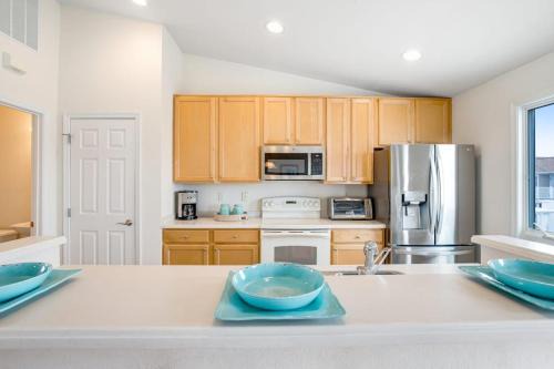 Villas at Beach Cove - 29086 Beach Cove Unit D2 in Bayberry Dunes