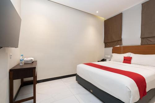 RedDoorz Plus @ UNO Jalan Merak Samarinda