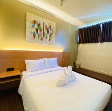The Central Lovina Hotel & Restaurant