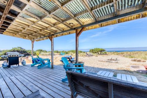 Vinovilla in Rockaway Beach