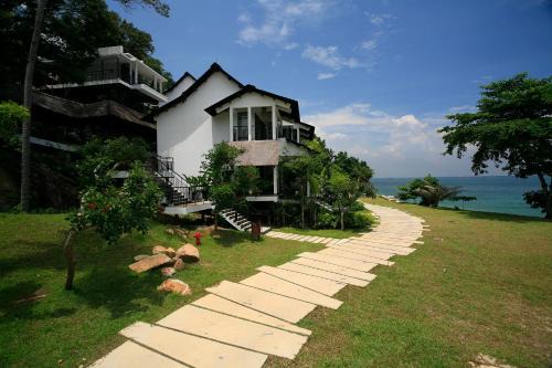 Turi Beach Resort in Nongsa
