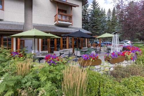 Banff Caribou Lodge 